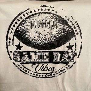 T-Shirt - brand new - no tag - never worn